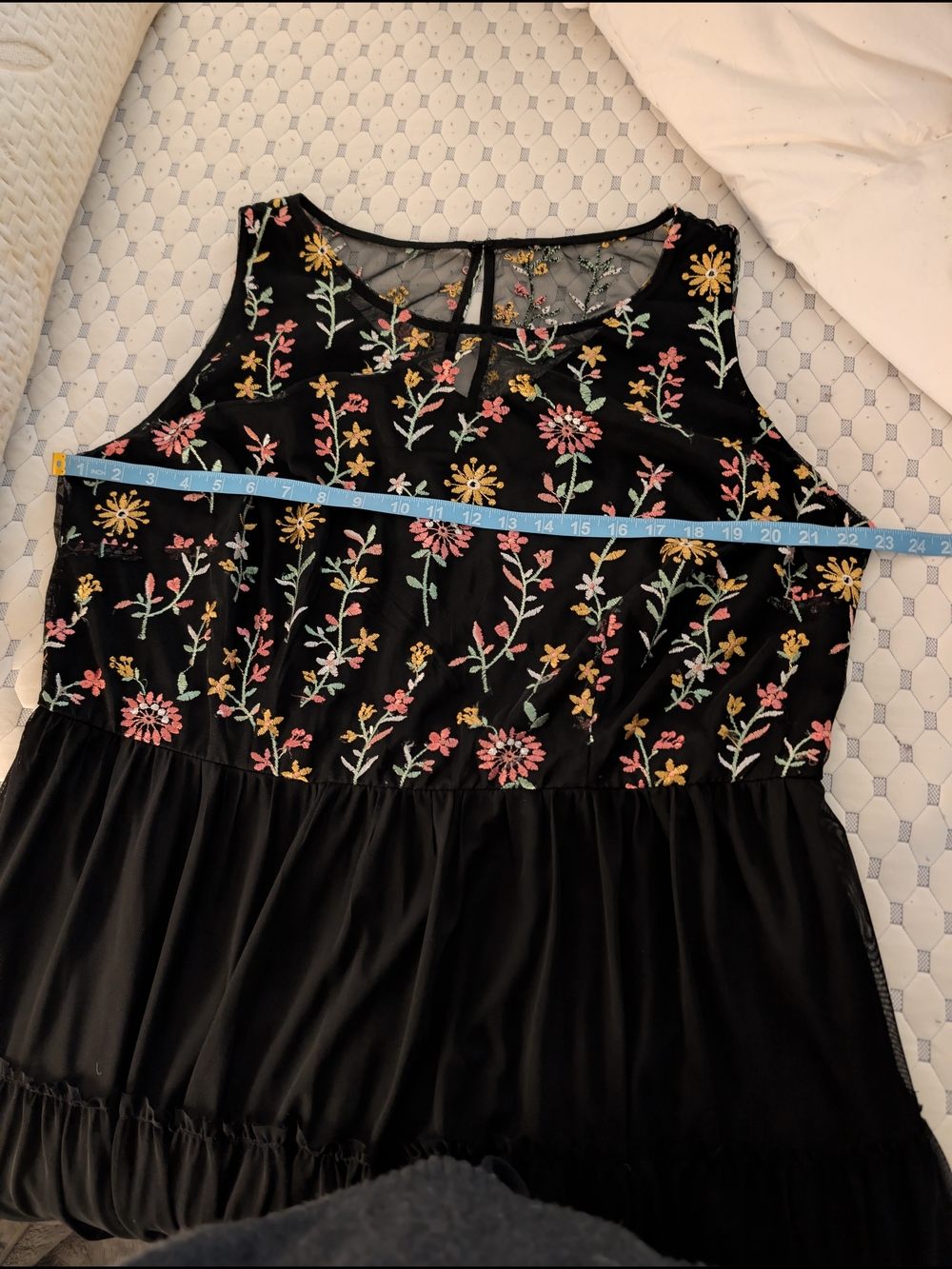 Lane Bryant Floral Embroidered Mesh Tiered Maxi Dress - Size 22 - Picture 6 of 8